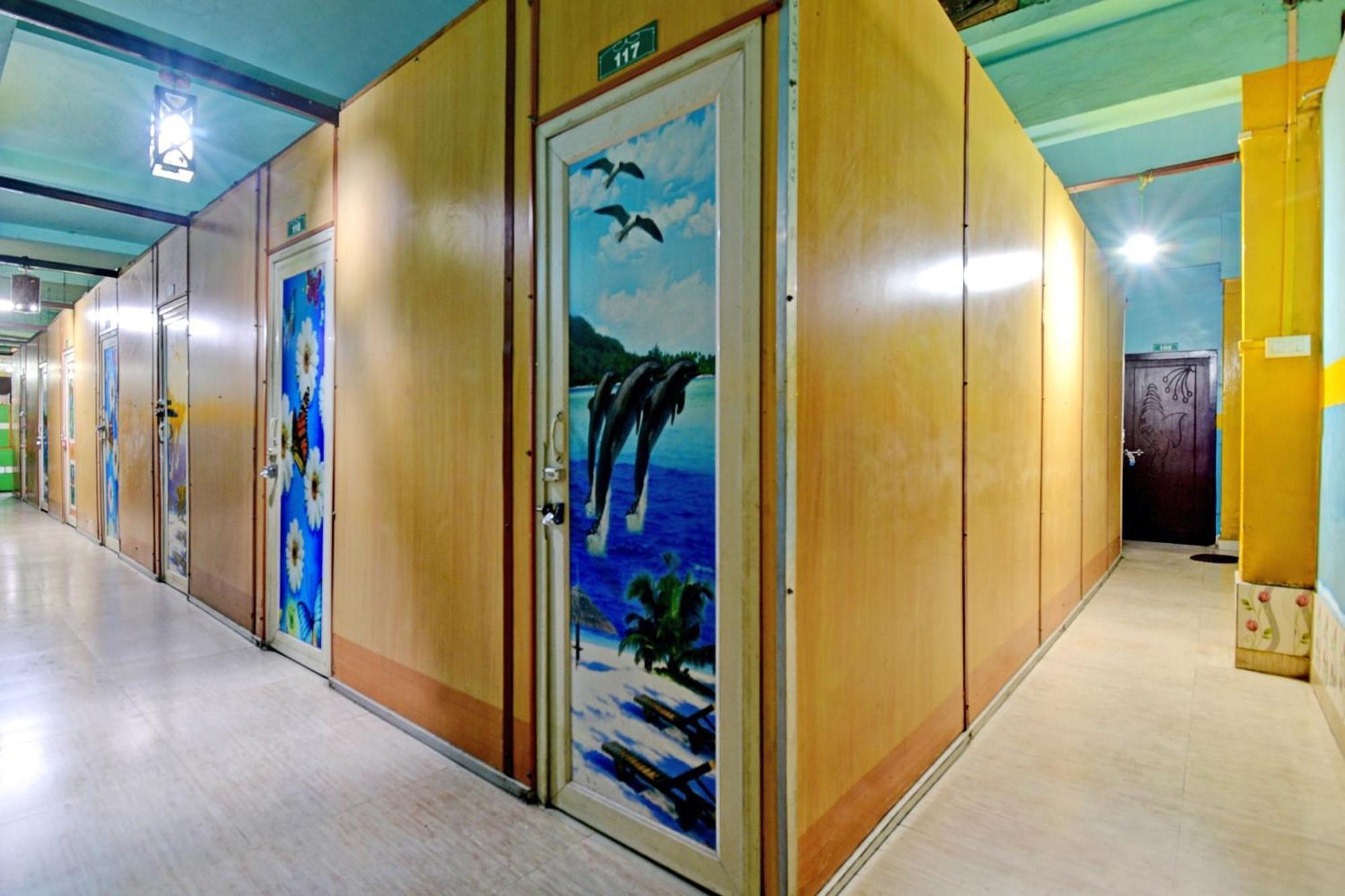 Dispur Oyo Flagship Thank You Lodge Nac מראה חיצוני תמונה