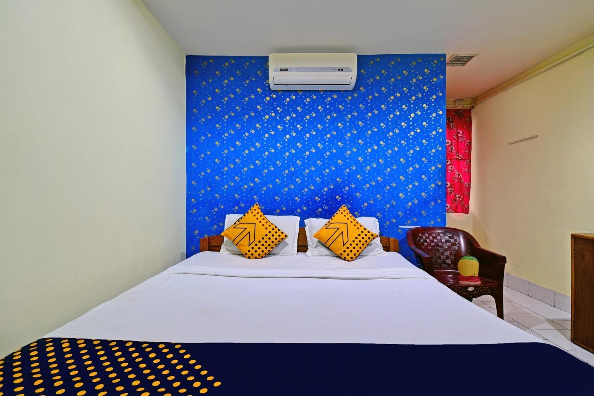 Dispur Oyo Flagship Thank You Lodge Nac מראה חיצוני תמונה